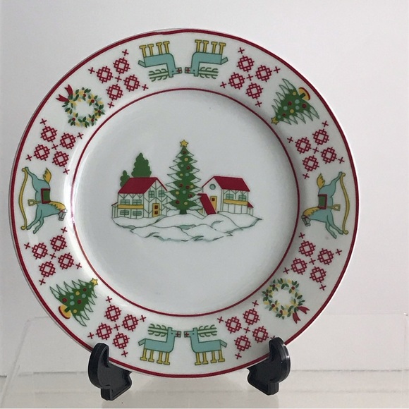 Set of 4 “Christmas Sampler” Appetizer/Salad 7.5" Plates By SAKS FIFTH AVE - VTG - Picture 4 of 16